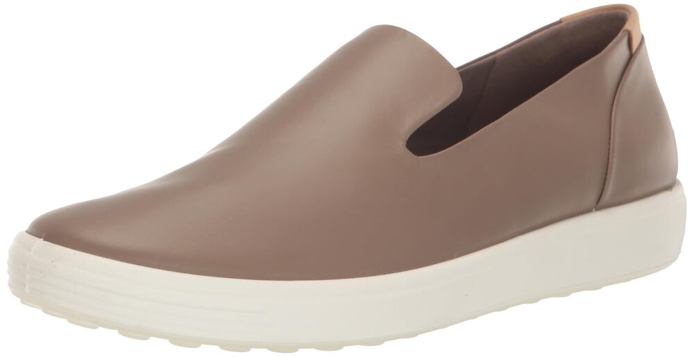 ECCO WOMEN'S SOFT 7 SLIP ON SNEAKER, TAUPE/POWDER, 10-10.5
